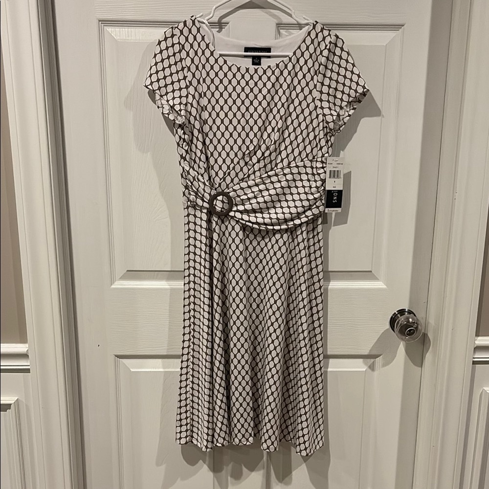 NWT Elegant Brown and White Patterned Dress